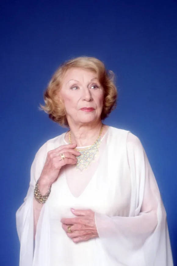 Judith Anderson in "California Clan"