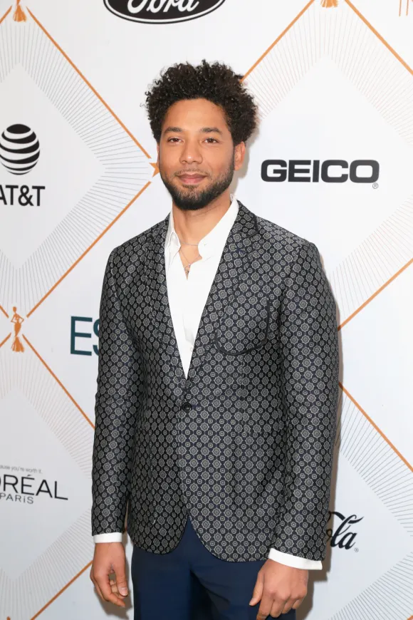 Jussie Smollett bei „Essence Black Women“ 2018 in Hollywood Oscars Luncheon