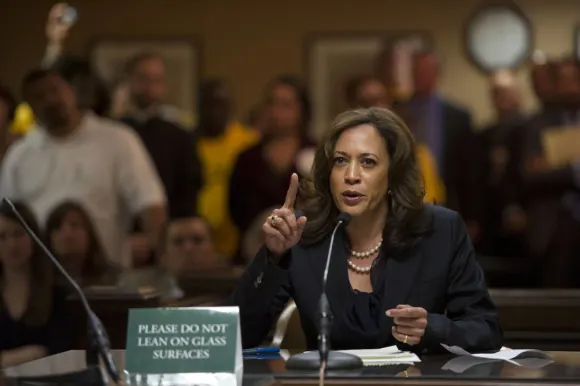 kamala harris früher