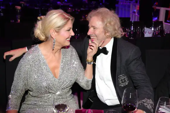 ﻿Karina Mroß und Thomas Gottschalk