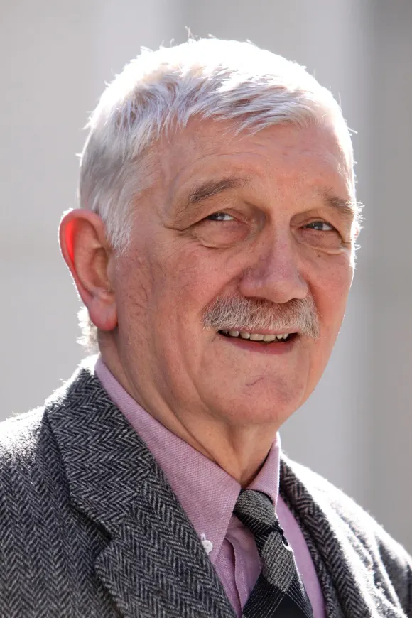 Karl-Heinz von Hassel ist bereits verstorben
