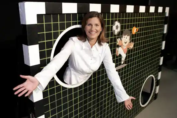 katrin müller-hohenstein früher heute