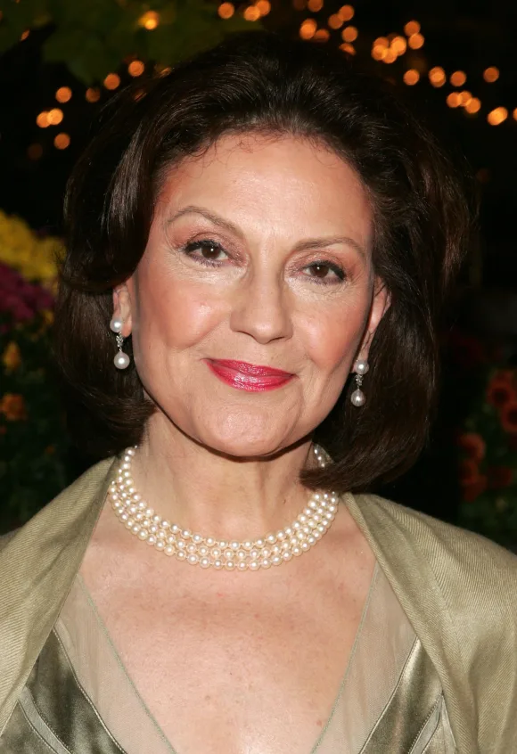kelly bishop