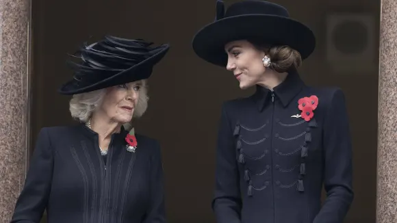 Entertainment Themen der Woche KW45 Entertainment Bilder des Tages . 12/11/2023. London, United Kingdom. Queen Camilla and Kate Middleton, the Princess of Wales , at the Remembrance Sunday Service at The Cenotaph in London. PUBLICATIONxINxGERxSUIxAUTxHUNxONLY xStephenxLockx/xi-Imagesx IIM-24795-0076