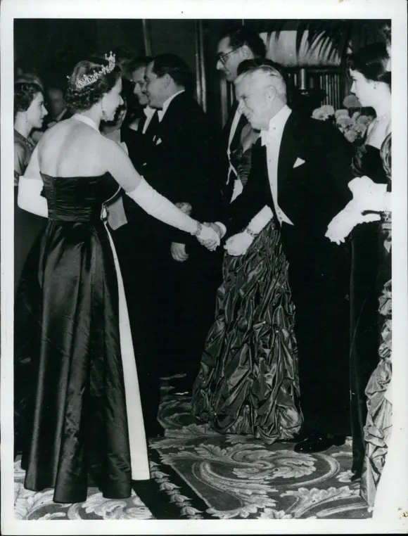 queen charlie chaplin