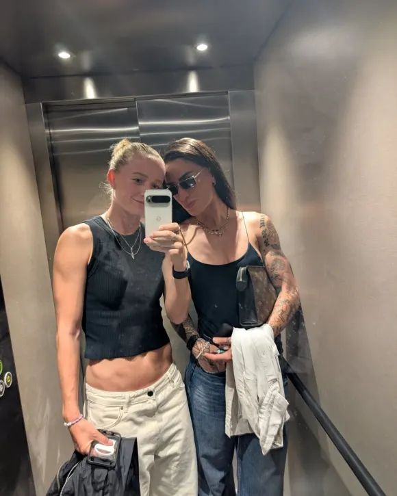 Lea Schüller und Martina Piemonte