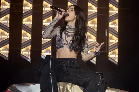 Lena Meyer-Landrut bei einem Konzert 2024