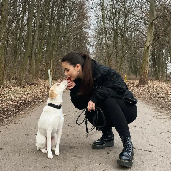 Lena Meyer-Landrut und Hündin Kiwi