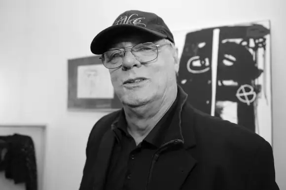 Manfred Tauchen ist verstorben