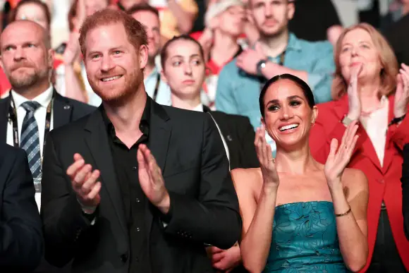 Harry und Meghan während der Closing-Zeremonie der Invictus Games