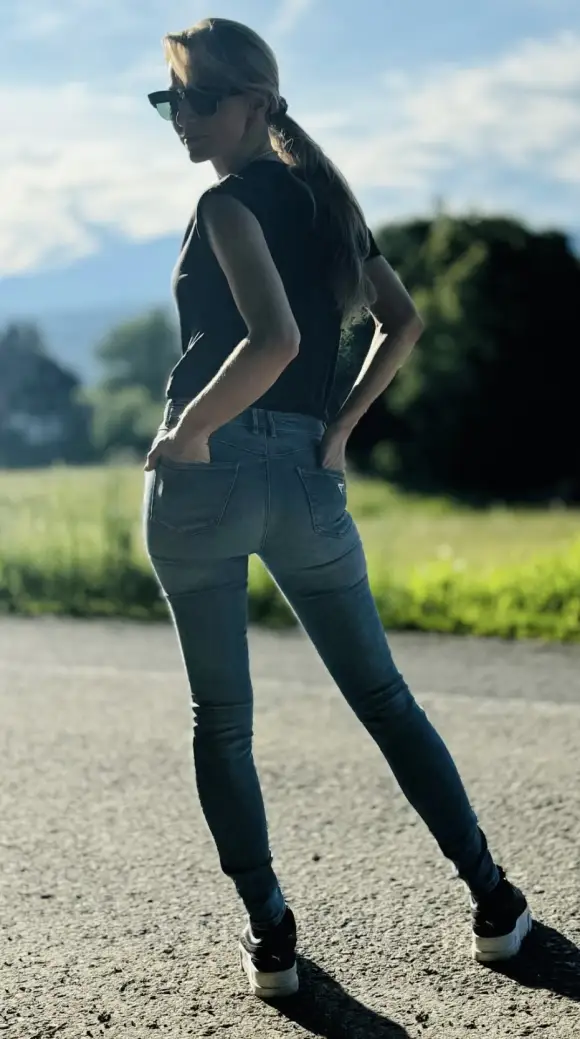 Melissa Naschenweng