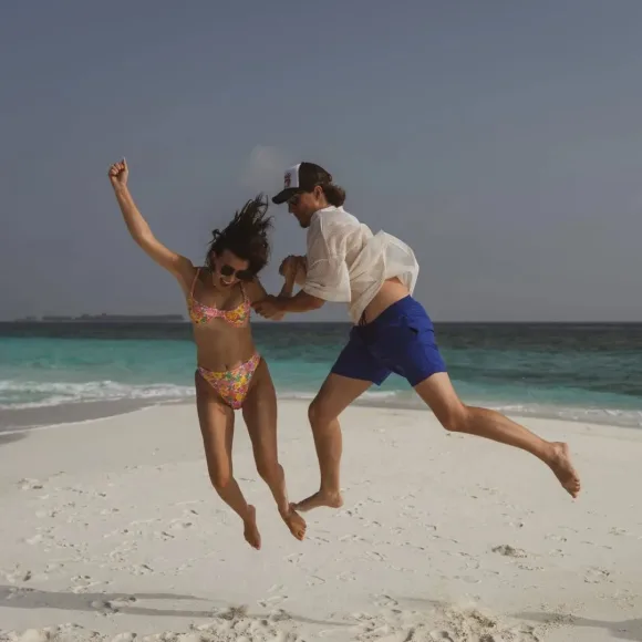 Millie Bobby Brown zeigt sich sexy im Bikini