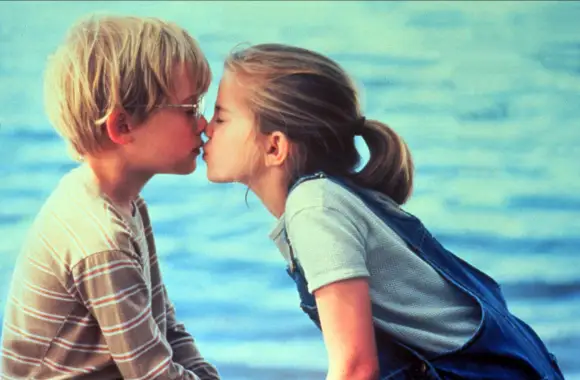 Anna Chlumsky und Macaulay Culkin in "My Girl" 1991