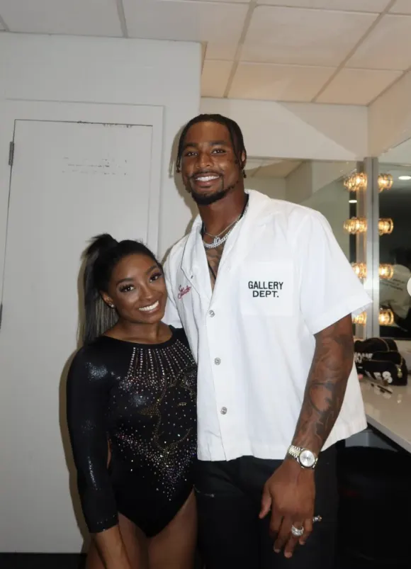 Simone Biles und Jonathan Owens