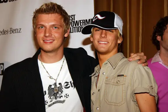 Nick und Aaron Carter (†34)