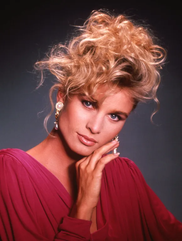 Nicolette Sheridan poses for a portrait 1987 in Los Angeles, California PUBLICATIONxNOTxINxUSA Copyright: xLangdon/Rockx