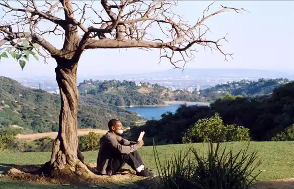 "Noch tausend Worte"