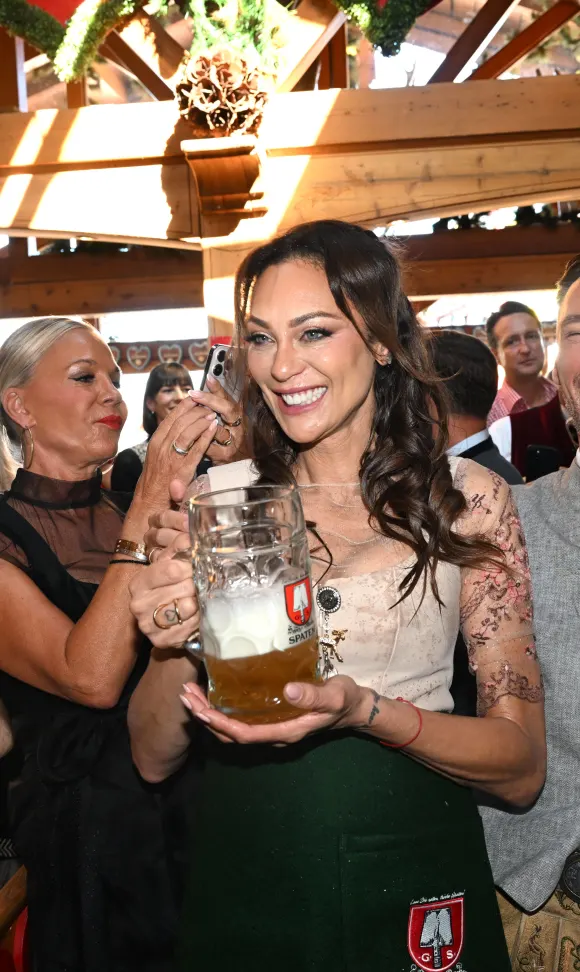 Lilly Becker auf dem Oktoberfest 2025