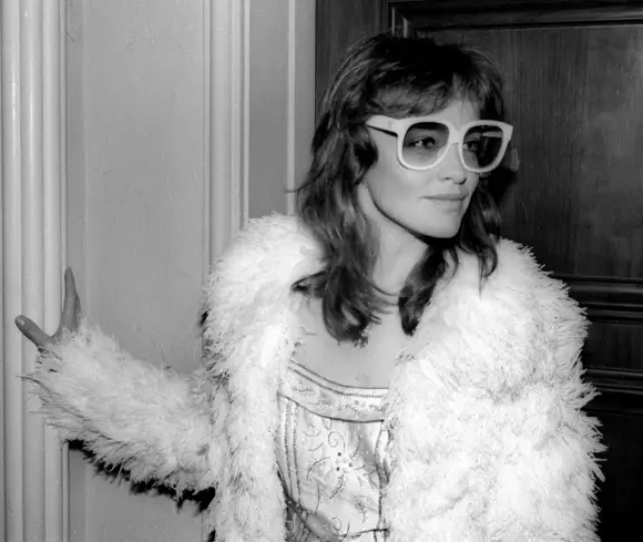 pamela sue martin früher