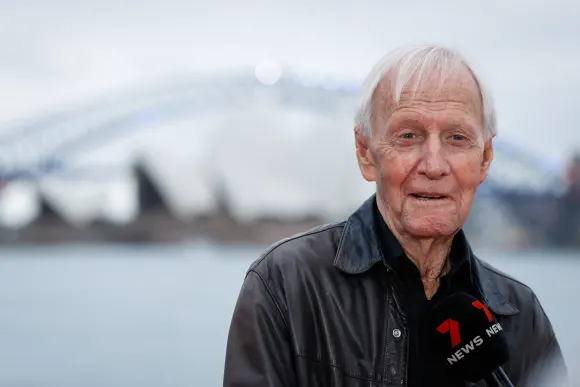 paul hogan