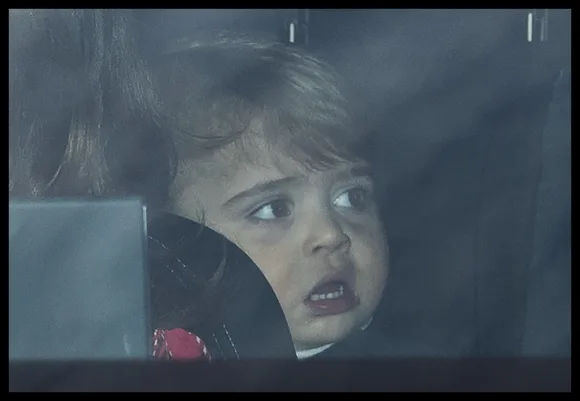 Prinz Louis von Cambridge nimmt an einem Weihnachtsessen für Mitglieder der königlichen Familie teil