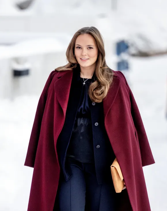 Princess Ingrid Alexandra during a dog sledding tour along a route .    ADEL  ROYALS MONACHY KONIGLICH ROYAUX ROYALTY QUEEN PRINCESS KING PRINCE