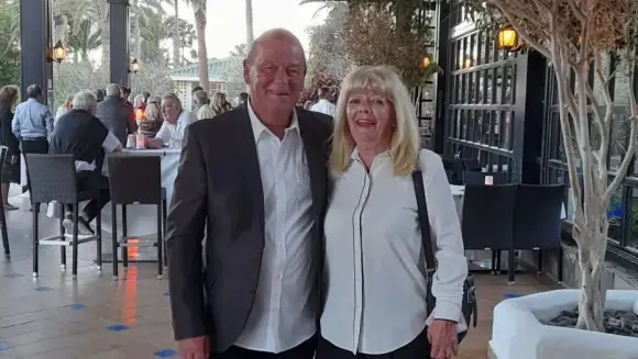 Ralle Ender und seine Frau Conny Schmidt Arm in Arm