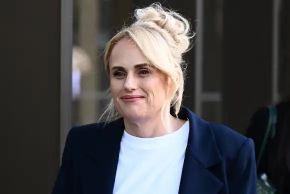 rebel wilson mama kind familie
