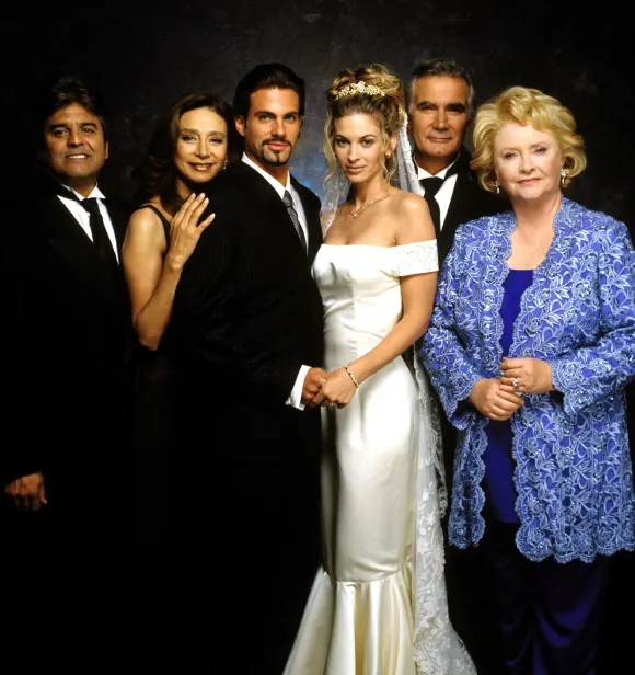 reich und schön cast