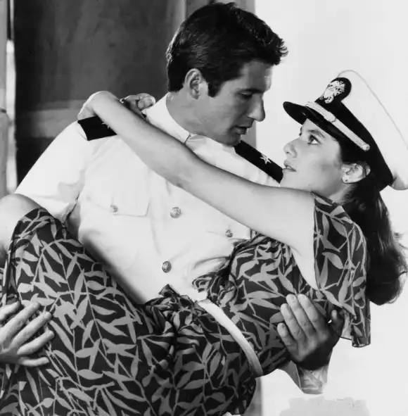 Richard Gere und Debra Winger in dem Film "Ein Offizier und ein Gentleman"