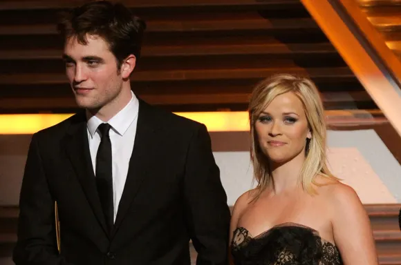 Robert Pattinson und Reese Witherspoon
