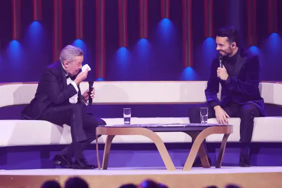 Roland Kaiser weint im TV