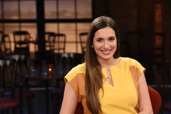 sally özcan größe