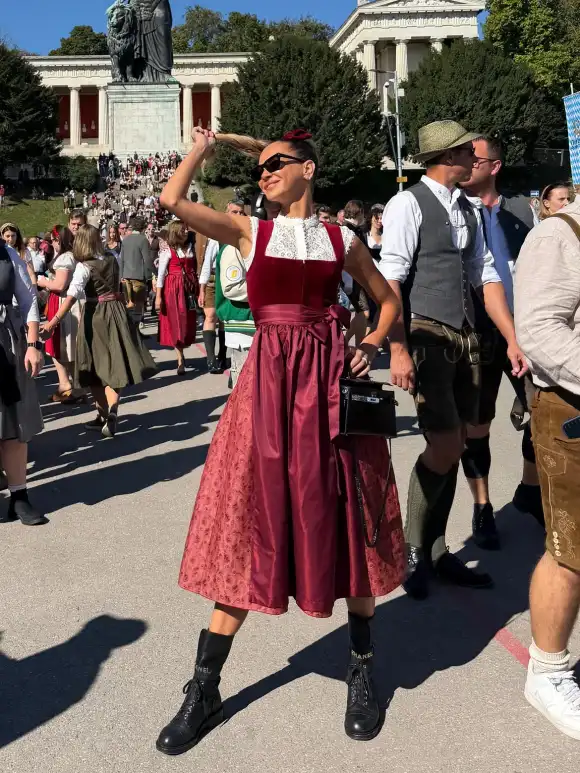 Sandy Meyer-Wölden auf der Wiesn 2026