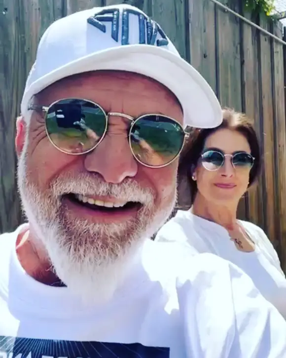 simone frau nino de angelo