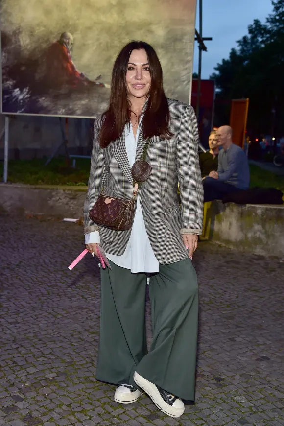 Simone Thomallas Vater Alfred war Bühnenbildner bei „Drei Haselnüsse für Aschenbrödel“