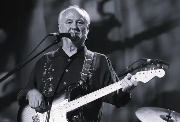 Sonny Curtis