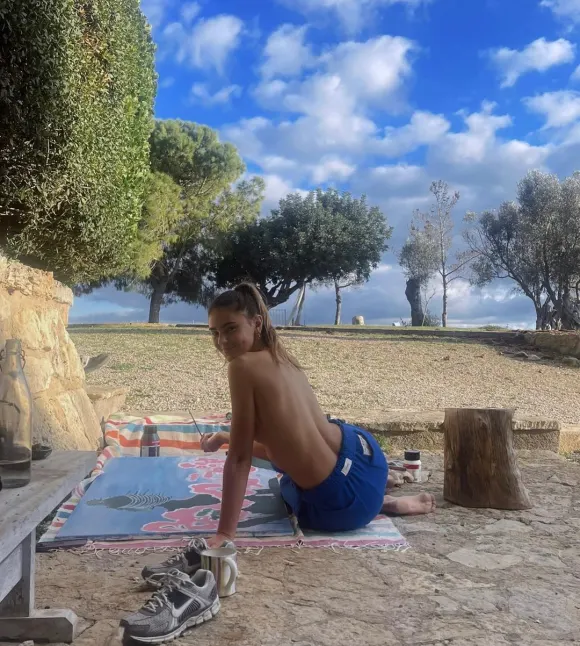 Stefanie Giesinger sexy