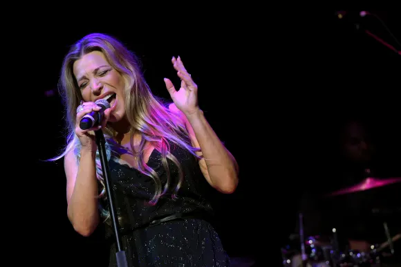 taylor dayne