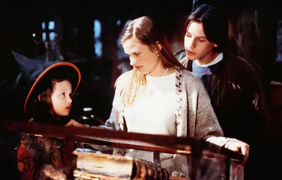 Thora Birch, Vinessa Shaw und Omri Katz in „Hocus Pocus“