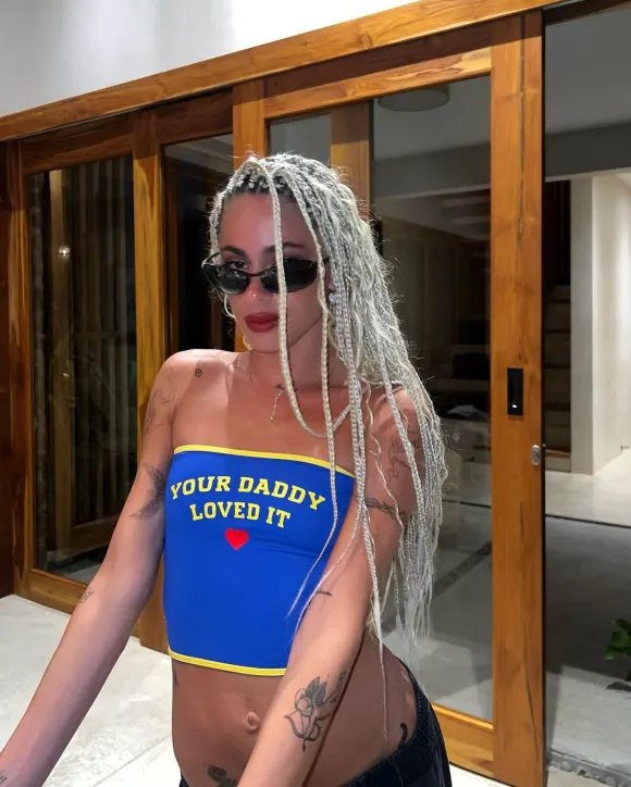 Superstar Tini zeigt sich gerne sexy