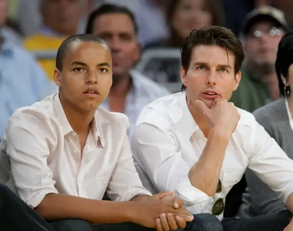 Tom Cruise und Connor Cruise bei Basketball-Spiel der L.A. Lakers 2009