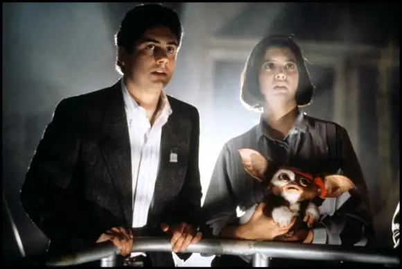 Zach Galligan und Phoebe Cates in „Gremlins“